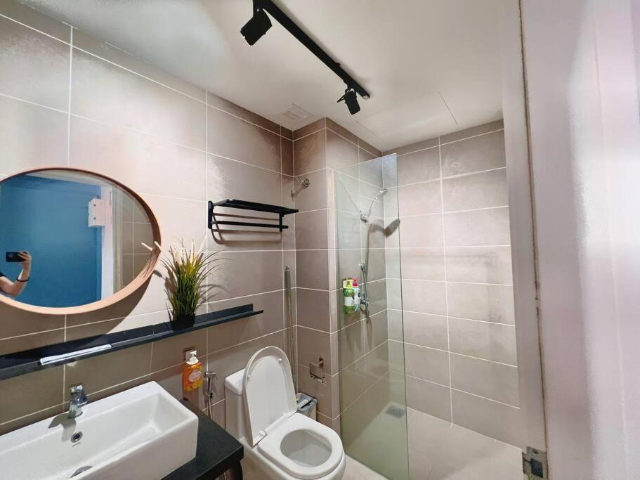 7 Pax Family Connecting Room D'Sara, Direct Link Mrt Kampung Selamat, Near Sungai Buloh & Thomson Hospital Shah Alam Extérieur photo