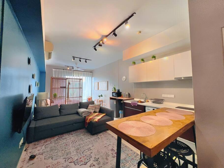 7 Pax Family Connecting Room D'Sara, Direct Link Mrt Kampung Selamat, Near Sungai Buloh & Thomson Hospital Shah Alam Extérieur photo