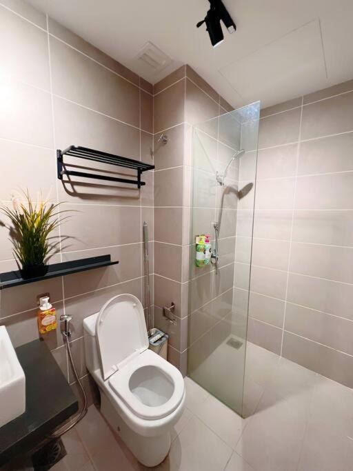 7 Pax Family Connecting Room D'Sara, Direct Link Mrt Kampung Selamat, Near Sungai Buloh & Thomson Hospital Shah Alam Extérieur photo